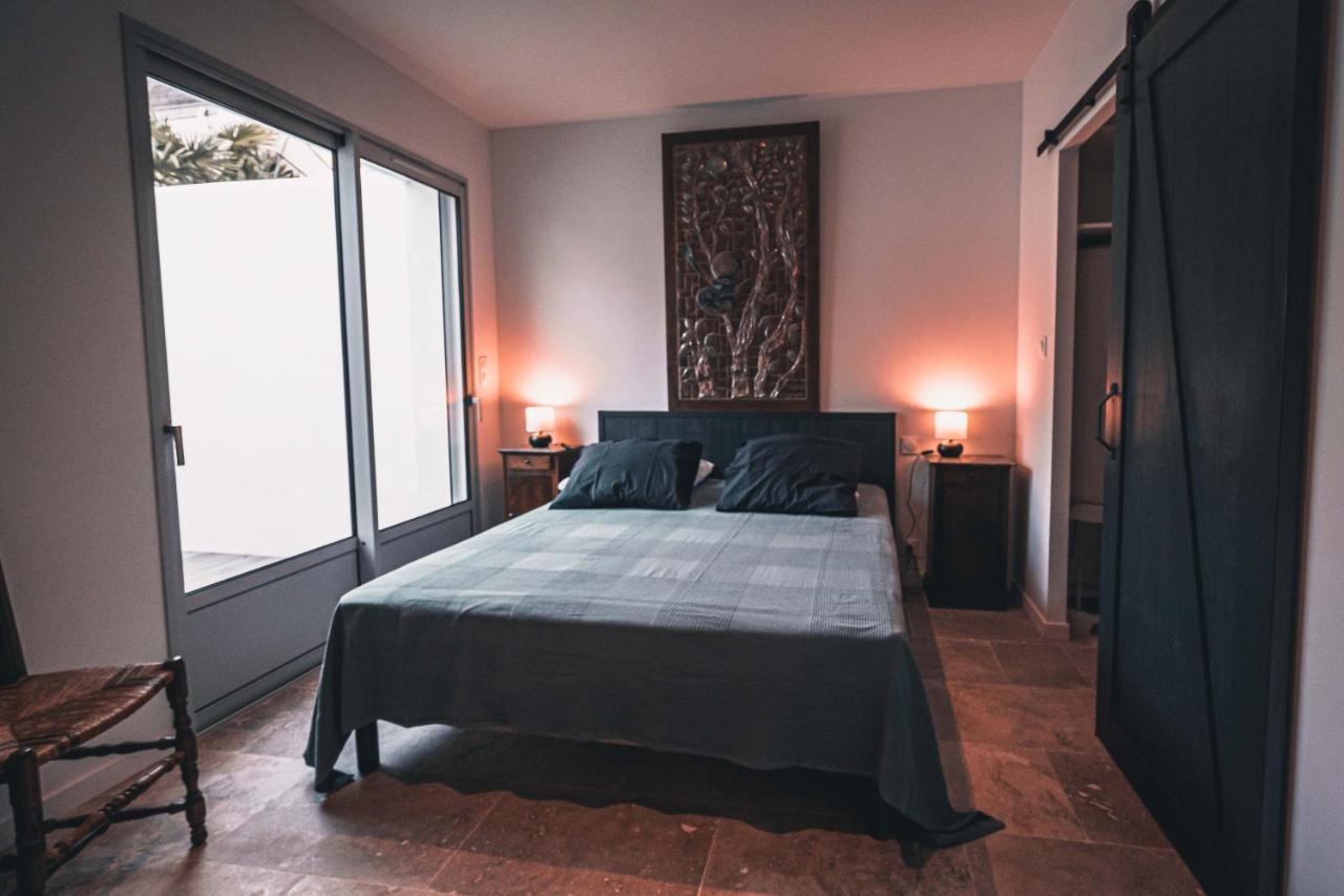 Appartement Avec Cour Privee Centre Ville Classe 4 Etoiles Remparts 1 La Rochelle  Eksteriør bilde