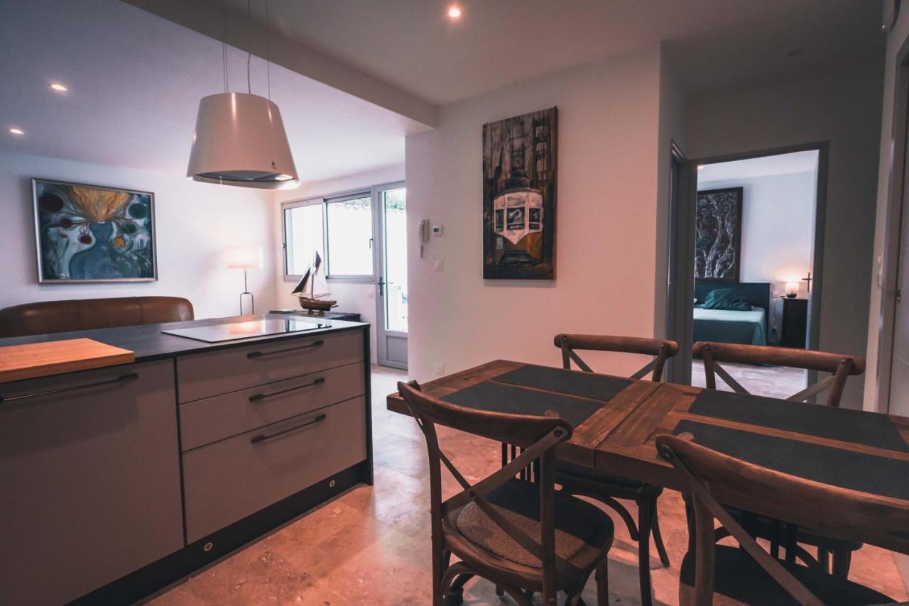 Appartement Avec Cour Privee Centre Ville Classe 4 Etoiles Remparts 1 La Rochelle  Eksteriør bilde