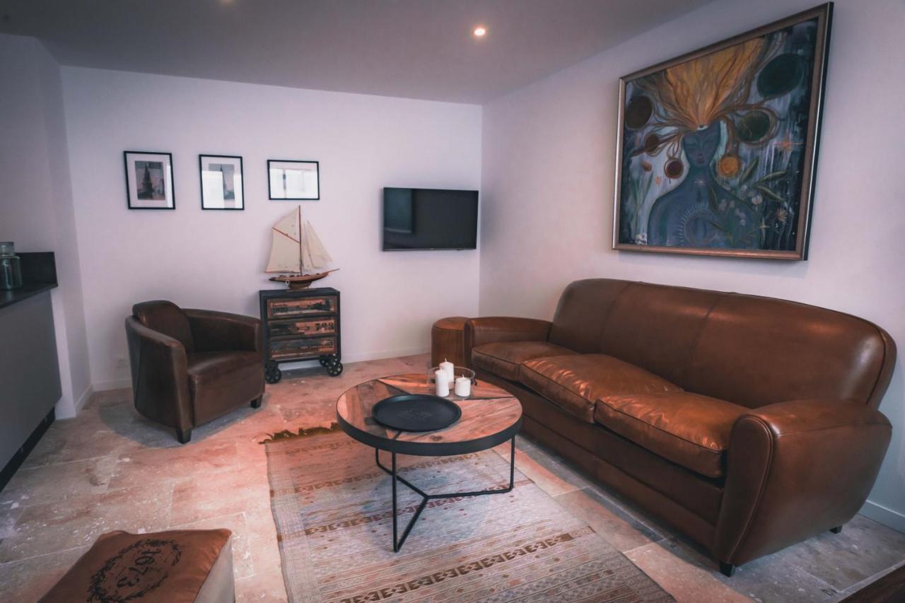 Appartement Avec Cour Privee Centre Ville Classe 4 Etoiles Remparts 1 La Rochelle  Eksteriør bilde